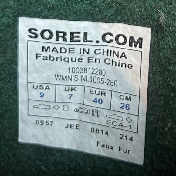 SOREL CARIBOU BOOTS - Picture 9 of 9